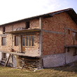 Spacious house close to the mountain