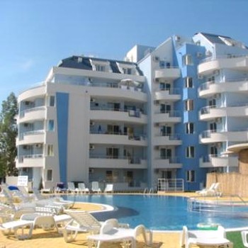 Laguna Apartment Complex