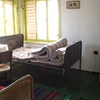 House with six rooms