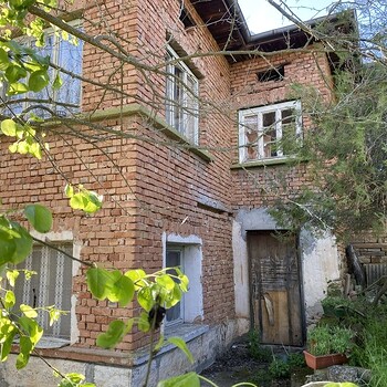 Houses in Lovech