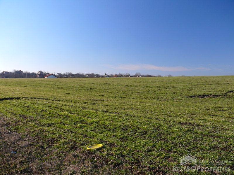 Five regulated plots of land for sale near Bourgas