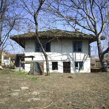 Casa di due piani sfarzosa verso la città di Veliko Tarnovo