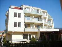 Hotel for sale in Saint Vlas