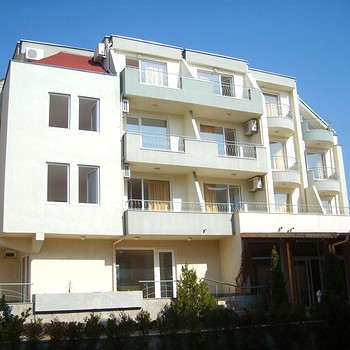 Hotel for sale in Saint Vlas