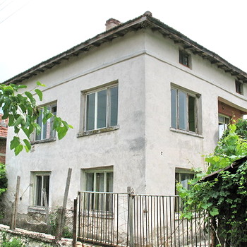 Houses in Sandanski
