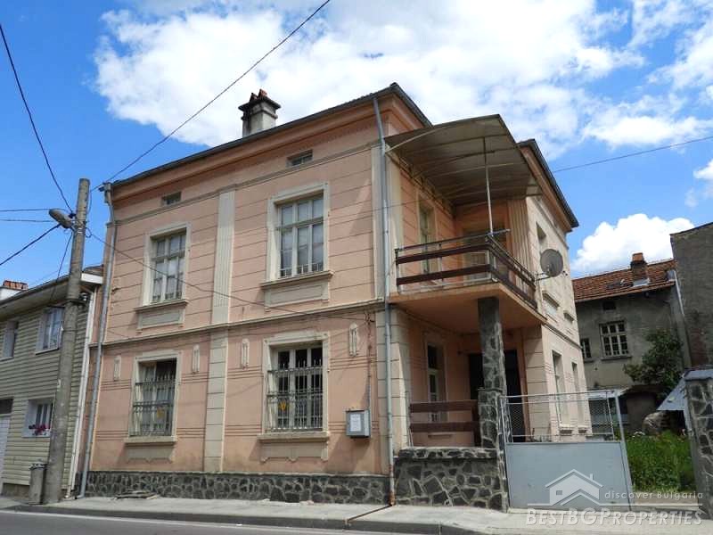 House for sale in Batak