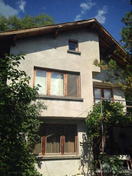House for sale in the mountains near Pernik