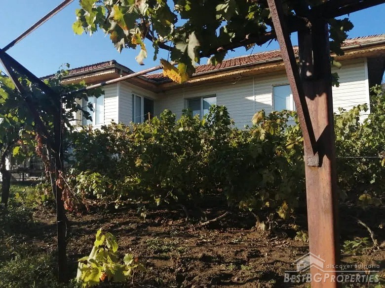 House for sale in the small town of Alfatar