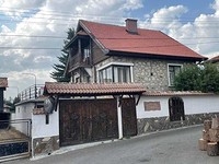 House for sale in the town of Dospat