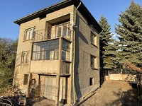 House for sale in the town of Radomir