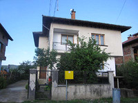 Houses in Botevgrad