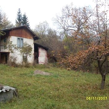 House for sale near Pernik