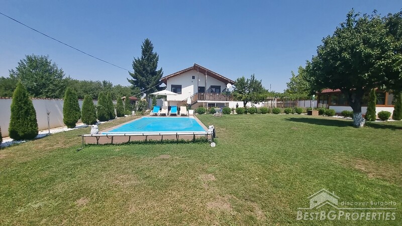 House for sale with a swimming pool near Dobrich