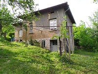 House with a large yard for sale close to Godech