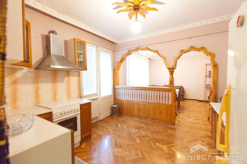 Large renovated apartment for sale in Silistra