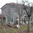 Old House With Huge Yard