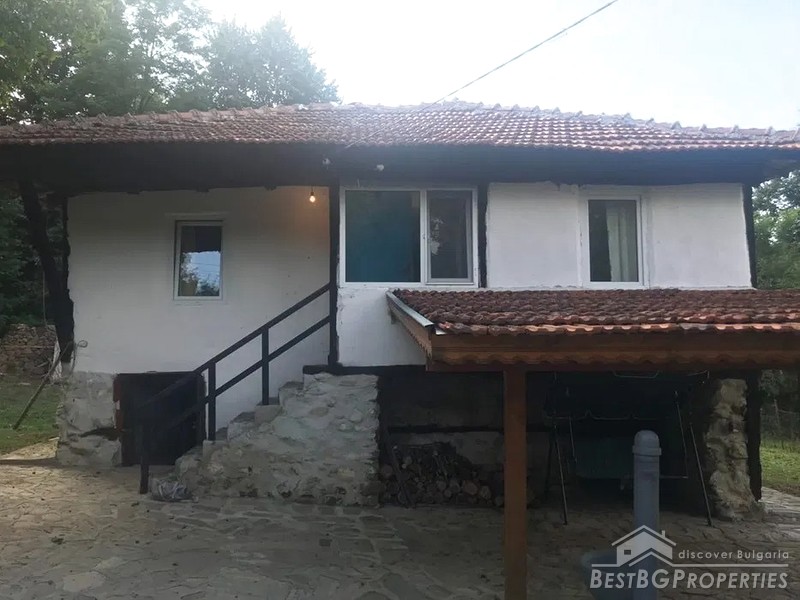 Old house for sale in the town of Pravets