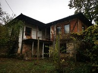 Old stone built house for sale close to Gabrovo