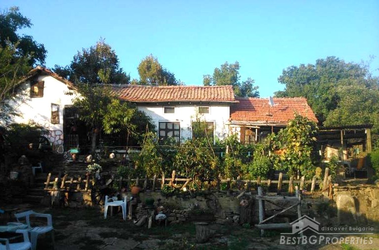 Rural house for sale in northern Bulgaria near Dryanovo