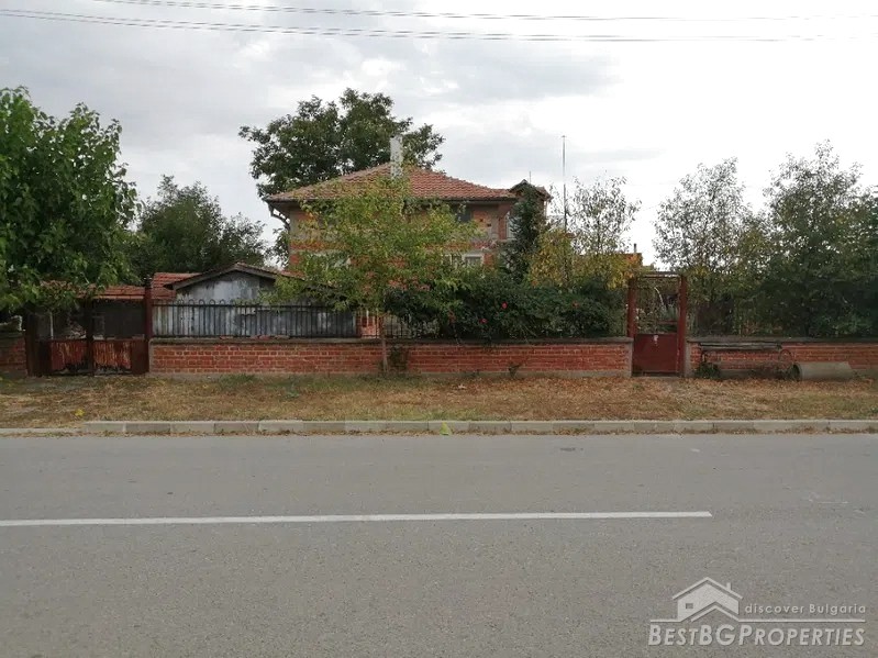 Rural house for sale near the town of Yambol