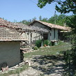 Solid House With A Vast Yard Near Shoumen