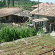 Solid House With A Vast Yard Near Shoumen