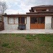 Two houses in one yard for sale in Svishtov