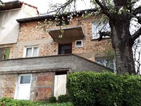 Two storey house for sale in Tryavna