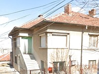 Two storey house for sale in the town of Haskovo