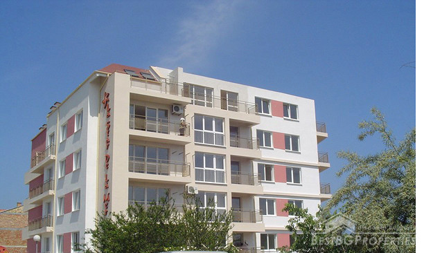 Apartment for sale in Ravda