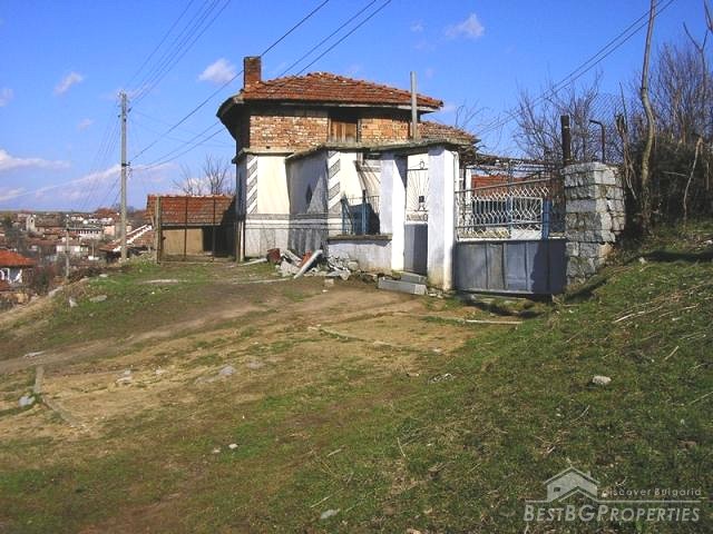 Charming House Some 10 Km Away From Elhovo