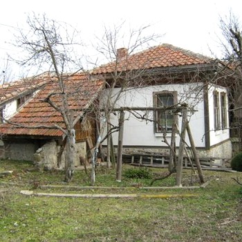 Cute House At The Foot Of The Stara Planina Mountain