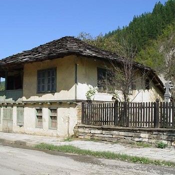 Houses in Teteven