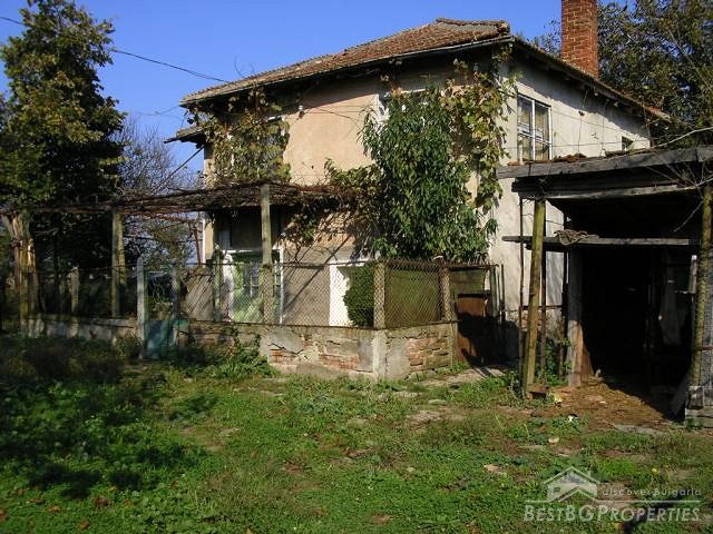 Rural house with big land near Bolyarovo