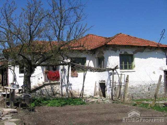 House In The Countryside Near Elhovo