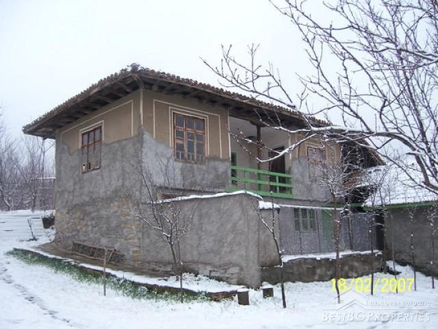 Mountain House With 2000 Sq M Garden