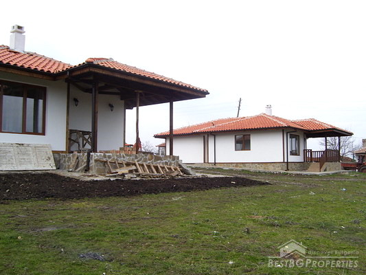 New 1-storey houses for sale near the sea