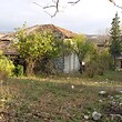 Old house with big land near Sandanski