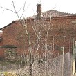 Некоторые незначительные ремонтные работы будут полностью изменить этот дом! Он расположен в A Nice и мирные деревни