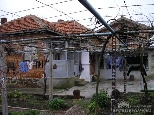 House with huge land near Yambol
