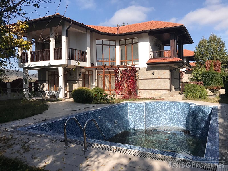 3bedroom, 3 bathroom fully furnished villa in residential complex by the sea side