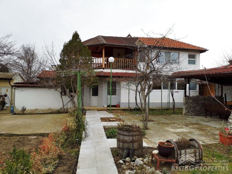 Amazing house with a large orchard and sea panorama in Varna