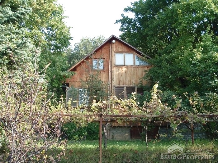 Attractive property for sale at the foot of Stara Planina 