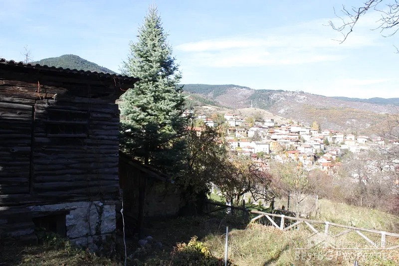 Authentic mountain house for sale near Chepelare