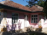 Beautiful house for sale in the town of Elena