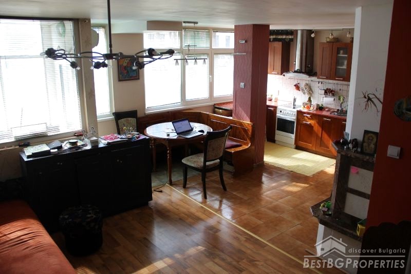 Brick renovated apartment for sale in Dobrich