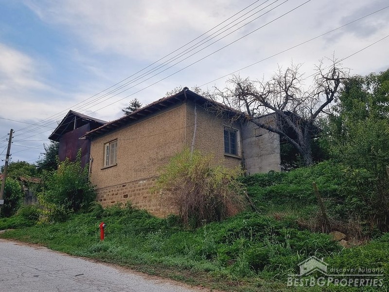 Country house for sale close to Veliko Tarnovo
