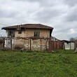 Country house for sale near Sredets