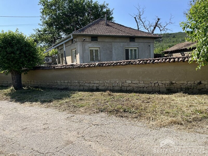 Country house for sale near Veliko Tarnovo