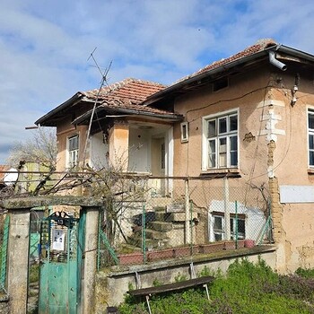 Houses in Lovech